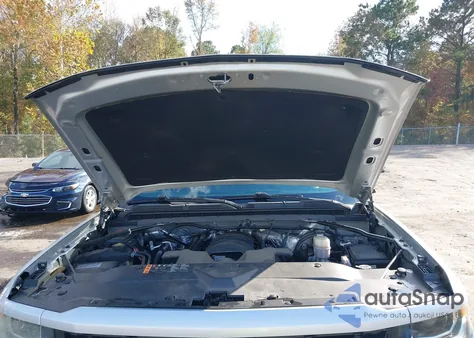 2018 Chevrolet Silverado 1500 Custom from USA, damaged, VIN 3GCUKPECXJG324495